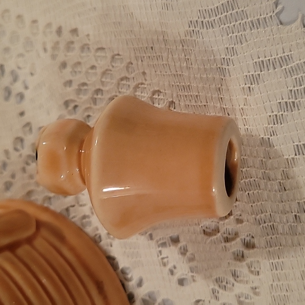 Vintage Bee Pot - Picture 5 of 7